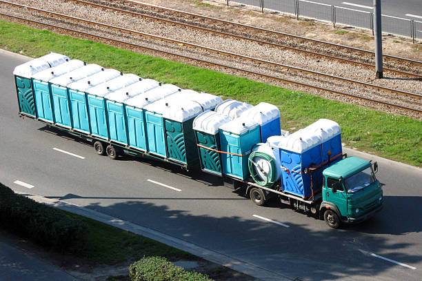 Portable Toilet Options We Offer in Justice, IL